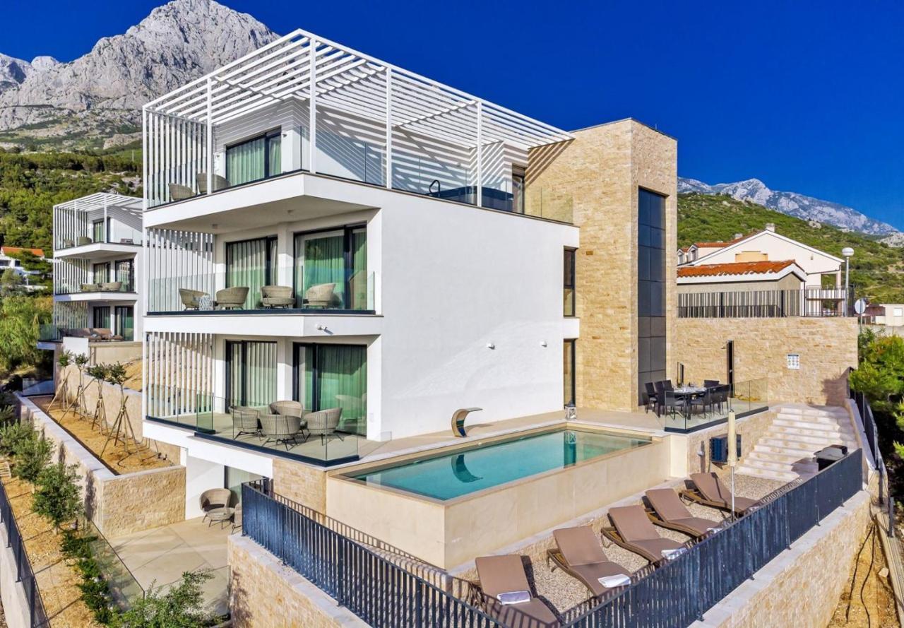 Vila Luxury Delight I In With Private Pool, Gym, Sauna & Jacuzzi Promajna